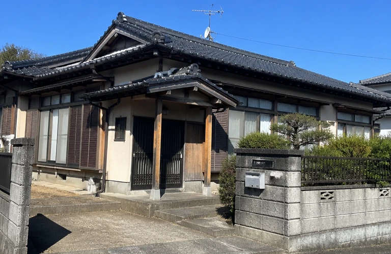 相続不動産、遺品整理から司法書士の手配、売却まで。あなたは「座って待つだけ」です。